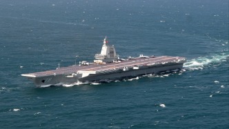 福建舰服役后首次航经台湾海峡，国防部：正常训练，还会继续组织