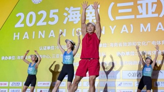 跳操跑馬兩不誤！劉畊宏現(xiàn)身三亞助力全民健身