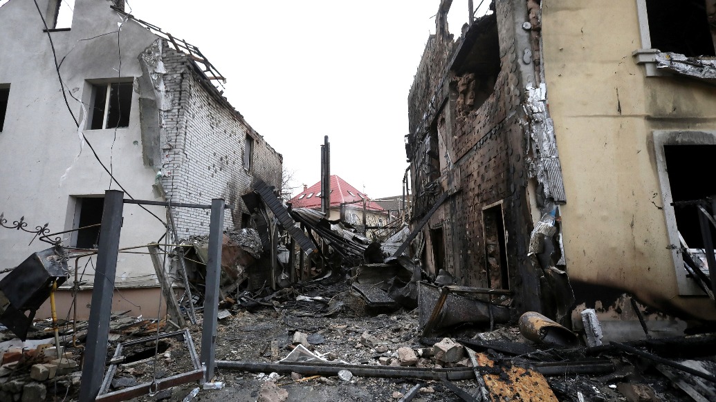 澤連斯基與特朗普會晤在即，俄“匕首”導(dǎo)彈大規(guī)模空襲基輔