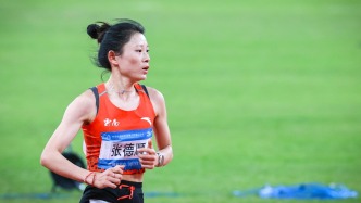 31分54秒完赛，张德顺刷新中国女子10公里路跑最好成绩