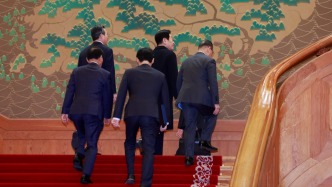 第1现场｜重返青瓦台：韩总统“魔咒” 能否被终结？