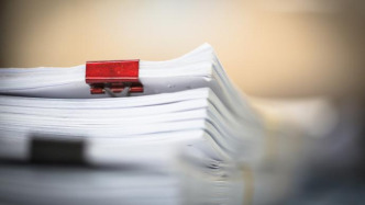 连云港压减编外用工：县区编外人员较2023年减少6002名