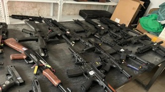 “玩具店主買賣槍支案”檢方撤訴后，兩當(dāng)事人申請國賠53萬余元