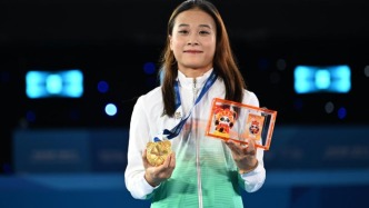 曾被问“一个女孩子学什么霹雳舞？”郭朴：我热爱，别人左右不了我