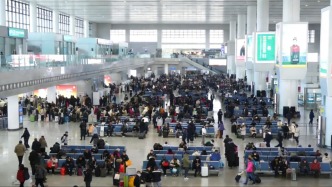 長三角鐵路今日預(yù)計(jì)發(fā)送350萬人次，午后起將迎首波出行客流高峰