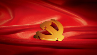 軍報(bào)談?wù)J真學(xué)習(xí)貫徹習(xí)主席致解放軍報(bào)創(chuàng)刊70周年賀信精神：牢記姓黨為軍使命責(zé)任