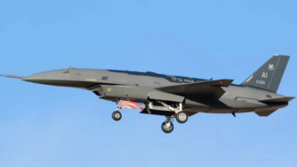 2025军势｜空军武器发展：六代机竞争白热化，无人空战时代来临