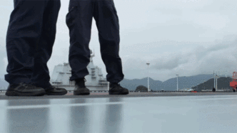 视频丨瞬间弹射“零帧”急停，福建舰还有哪些惊喜？