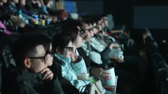 視頻丨電影市場(chǎng)火爆 為經(jīng)濟(jì)發(fā)展打開(kāi)新空間