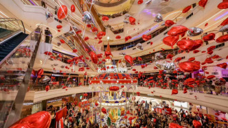 元旦假期上海日均消费122亿元，重点商圈日均客流639.9万人次