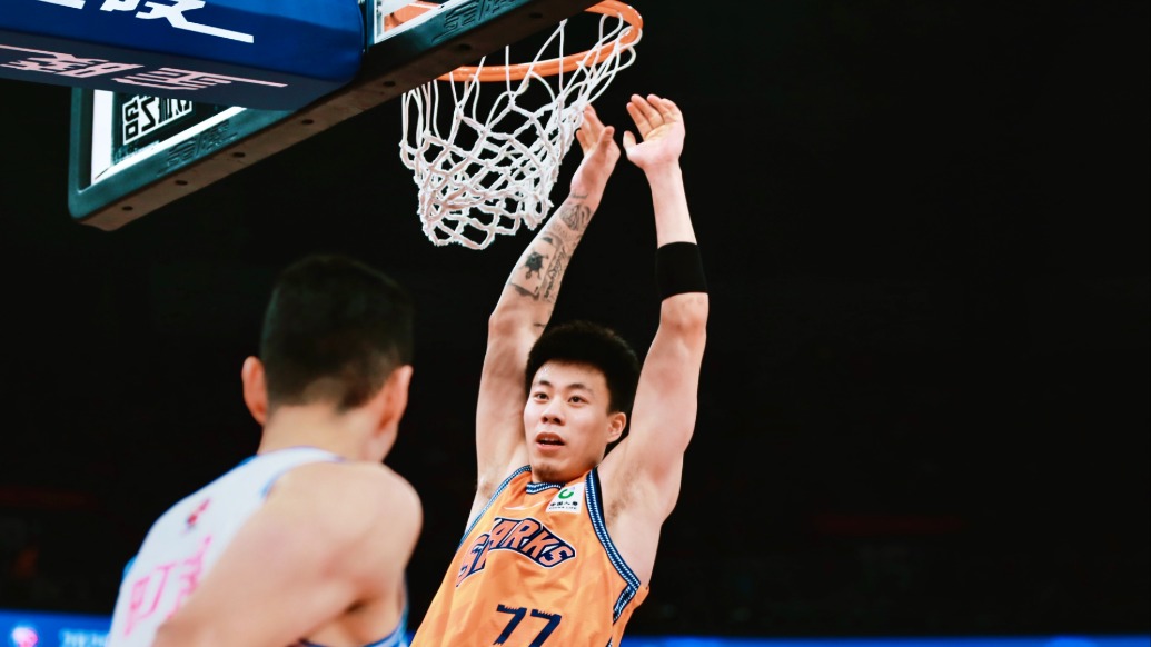 單場20分創(chuàng)上海隊(duì)生涯新高，張鎮(zhèn)麟要和球隊(duì)一起瞄準(zhǔn)季后賽