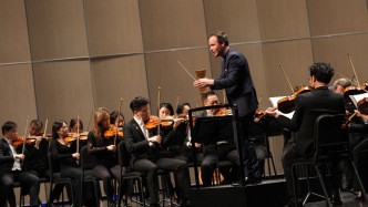 走進深圳前海，香港管弦樂團第一次在內(nèi)地舉行新年音樂會