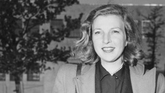 玛莎·盖尔霍恩、海明威的阴影和达豪的冲击