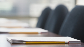 多個(gè)省份已召開新年第一會(huì)，傳遞哪些信號(hào)？