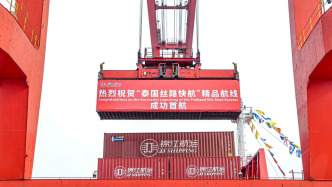 上海港2026年首条外贸精品航线启航，挂靠东京、曼谷等港口