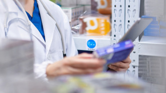 国家药监局：2025年我国药品抽检合格率99%以上