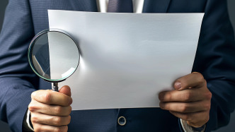 收割機(jī)撞倒公示牌砸壓下鄉(xiāng)干部身亡，遵義正安公布事故調(diào)查報告