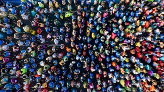 深一度｜谁在“养活”中国的职业马拉松跑者