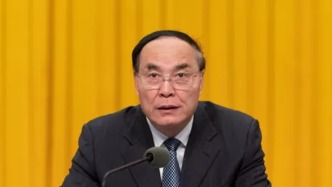 云南省人大常委会原党组成员、副主任李文荣被提起公诉