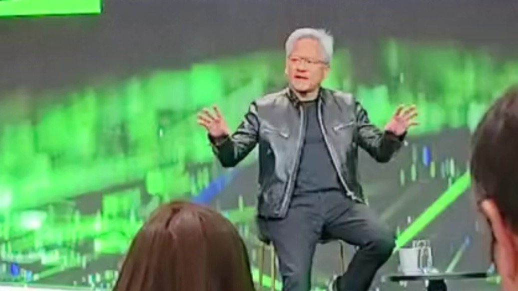 黄仁勋回应芯片内存短缺：英伟达是目前唯一HBM4用户，有出色的供应链