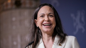 委内瑞拉反对派领导人马查多誓言尽快归国，还严厉批评委代总统