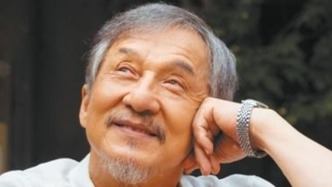 成龙在人民日报撰文谈出演电影《过家家》：致我的母亲