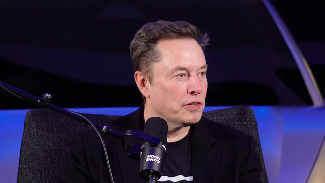 馬斯克:3年內(nèi)機(jī)器人將超越頂尖醫(yī)生,中國AI算力會(huì)領(lǐng)先世界