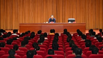 新年以来，多位省委书记赴当地高校调研、讲课、作报告