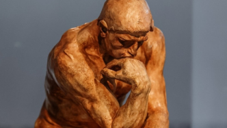 这尊《思想者》留有罗丹的指纹，两个月后它将从上海返回法国
