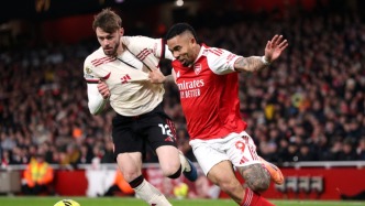 体坛联播｜阿森纳0比0利物浦，皇马力克马竞晋级西超杯决赛