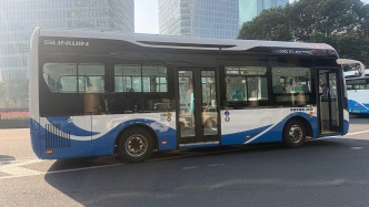 上海浦東啟動常規(guī)公交網(wǎng)約化試點，為何選擇陸家嘴區(qū)域？