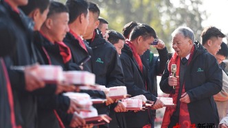 江西安义一公司15年持续重奖种粮户：吸引年轻人回流种田