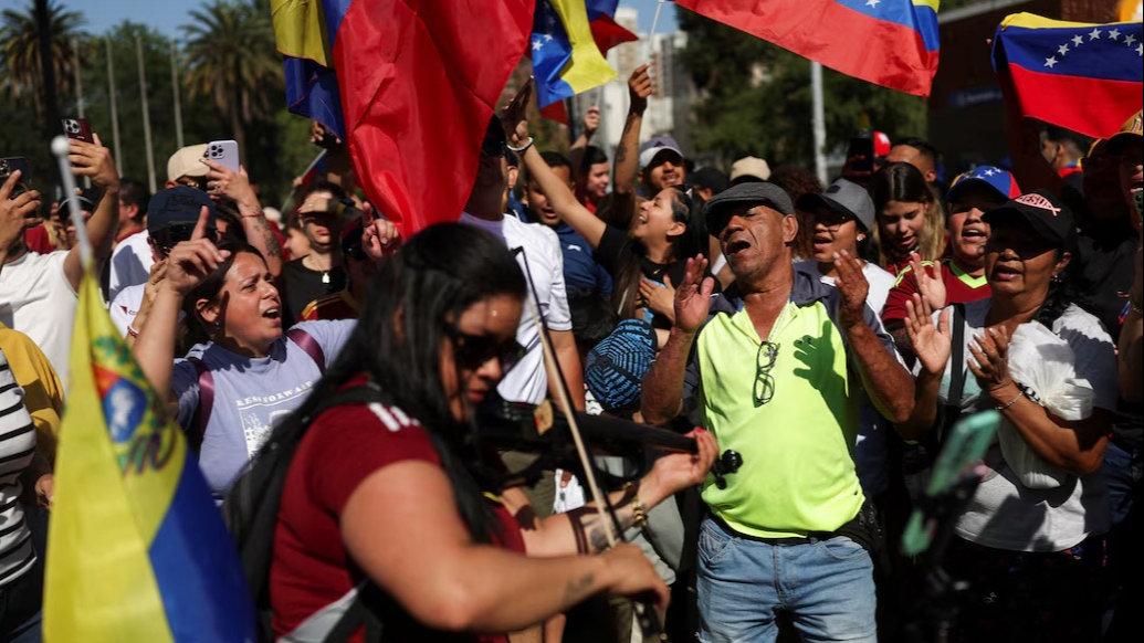 多國民眾譴責(zé)美國，要求釋放馬杜羅總統(tǒng)夫婦