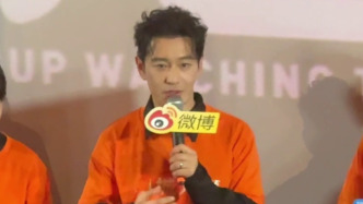 黄晓明：这次演镇委书记是一次自我突破