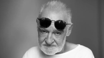 《索尔之子》导演怀念贝拉•塔尔：他的电影都根植于现实世界