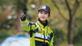 杭州女骑警“兔子警官”当选2025最美“浙警”