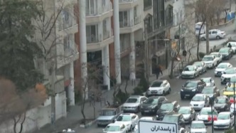 总台现场直击丨德黑兰民众生活基本正常，伊朗称将捍卫国家利益