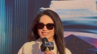 舒淇亮相上海影評(píng)人獎(jiǎng)，透露目前有新劇本正在創(chuàng)作