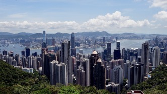 陳振英當(dāng)選第八屆香港特區(qū)立法會內(nèi)務(wù)委員會主席，何君堯當(dāng)選副主席