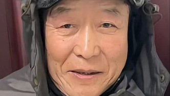 2个多月才结4颗小西红柿，七旬大爷深夜送外孙女“得意之作”