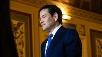  释疑｜从古巴移民之子到所谓“委内瑞拉总督”，鲁比奥为啥这么恨拉美？