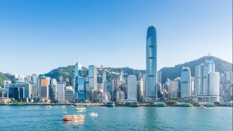 香港特區(qū)第八屆立法會舉行首次會議，聚焦大埔宏福苑火災(zāi)善后事宜