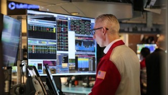 纽约股市三大股指14日下跌