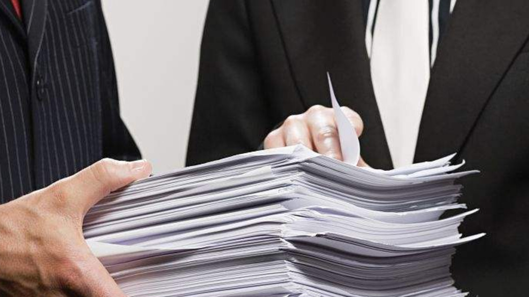 女孩被3人性侵之后：家属控告民警，甘肃临夏检察院认定不构成渎职未立案