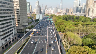 上海去年在360个路口设交通治堵大模型，试点路口车速提升12.9%