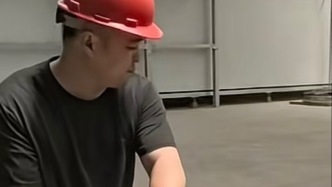 高手在民間！工人師傅20年工夫成就絕活，“甩桶入位”盡顯匠人手感