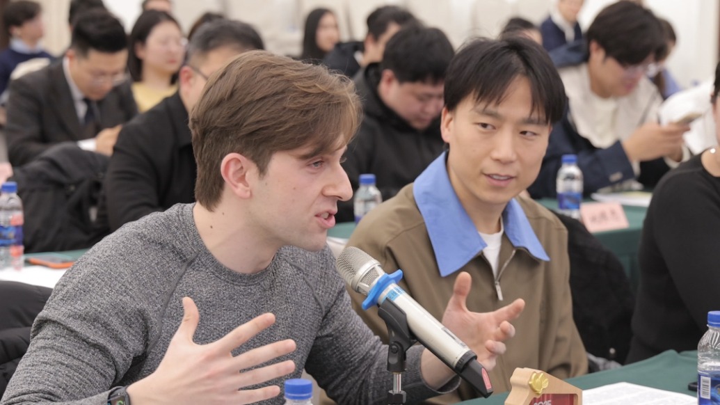 说中文、学沪语，外籍创作者Alexx向世界讲上海