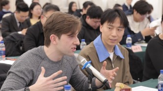 说中文、学沪语，外籍创作者Alexx向世界讲上海