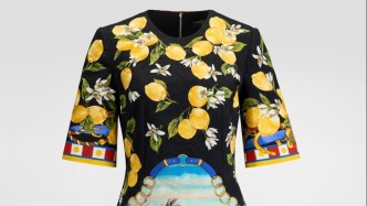 非常一周｜杜嘉班納發(fā)布春夏系列；蒂芙尼明星賀新春；雅詩(shī)蘭黛深耕人才戰(zhàn)略；戴比爾斯閃耀金球獎(jiǎng)