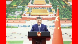 习近平接受外国新任驻华大使递交国书